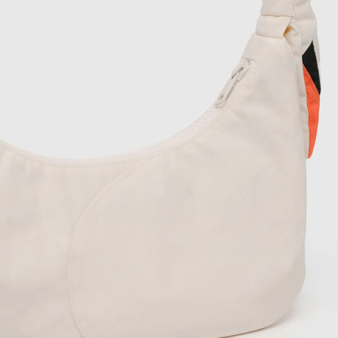 Swan Bag in White by Baggu