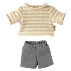Sweater and Shorts For Teddy Junior by Maileg