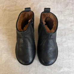 Tate Sheepskin Lined Ankle Boots in Black by PèPè