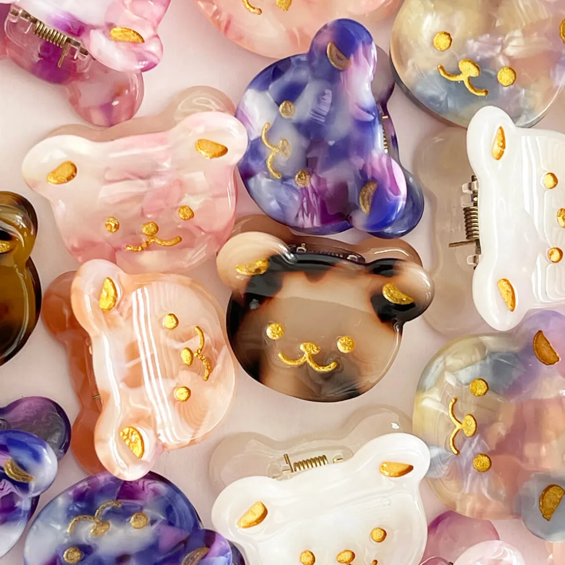 Teddy Mini Hair Claw in Various Colours by Hello Sakura