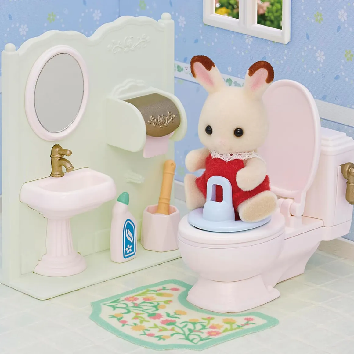 Toilet Set by Sylvanian Families
