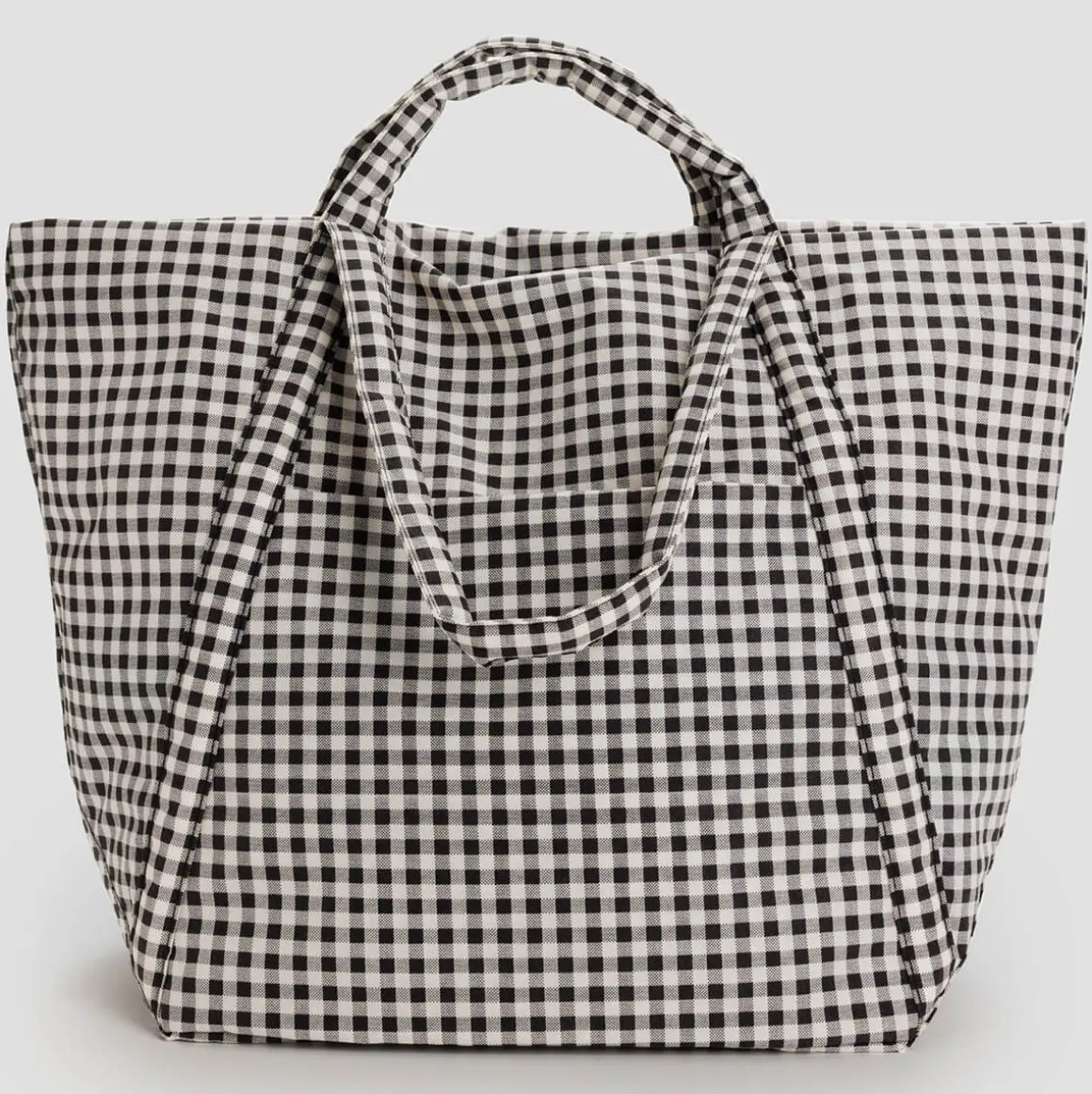 Travel Cloud Bag in Black And White Gingham by Baggu