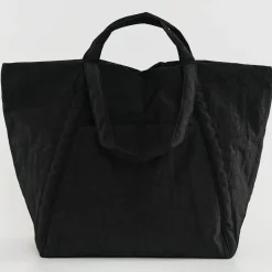 Travel Cloud Bag in Black by Baggu