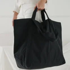 Travel Cloud Bag in Black by Baggu
