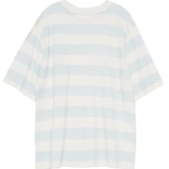 T-Shirt nº05 in Light Blue by True Artist