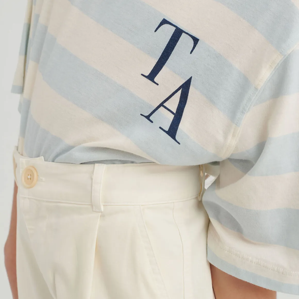T-Shirt nº05 in Light Blue by True Artist