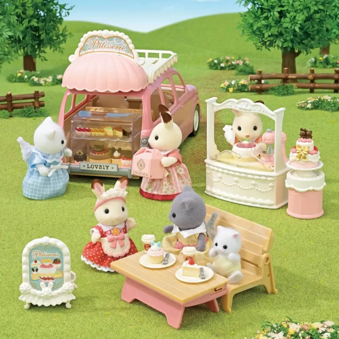 Village Cake Shop Starter Set by Sylvanian Families