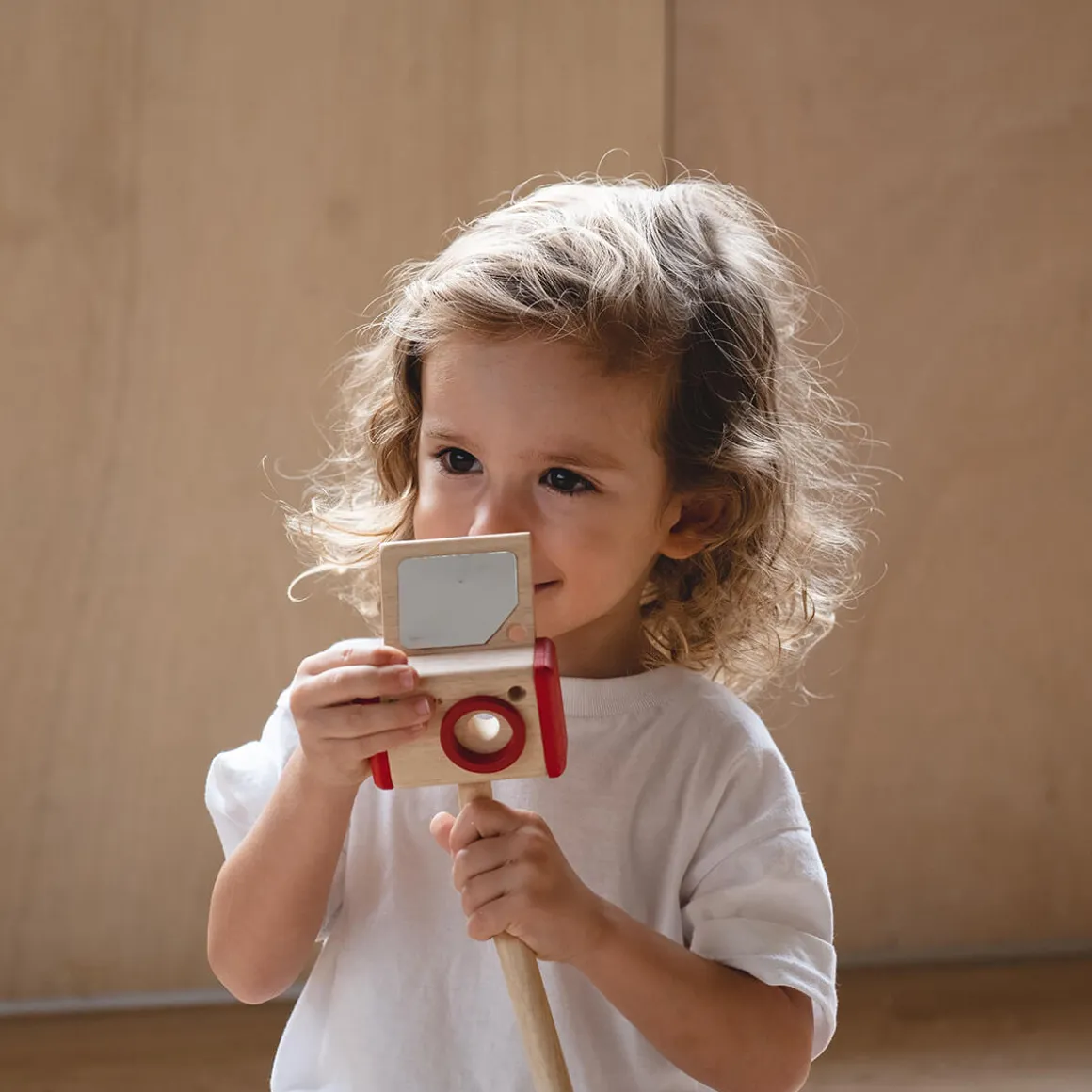 Vlogger Kit by PlanToys