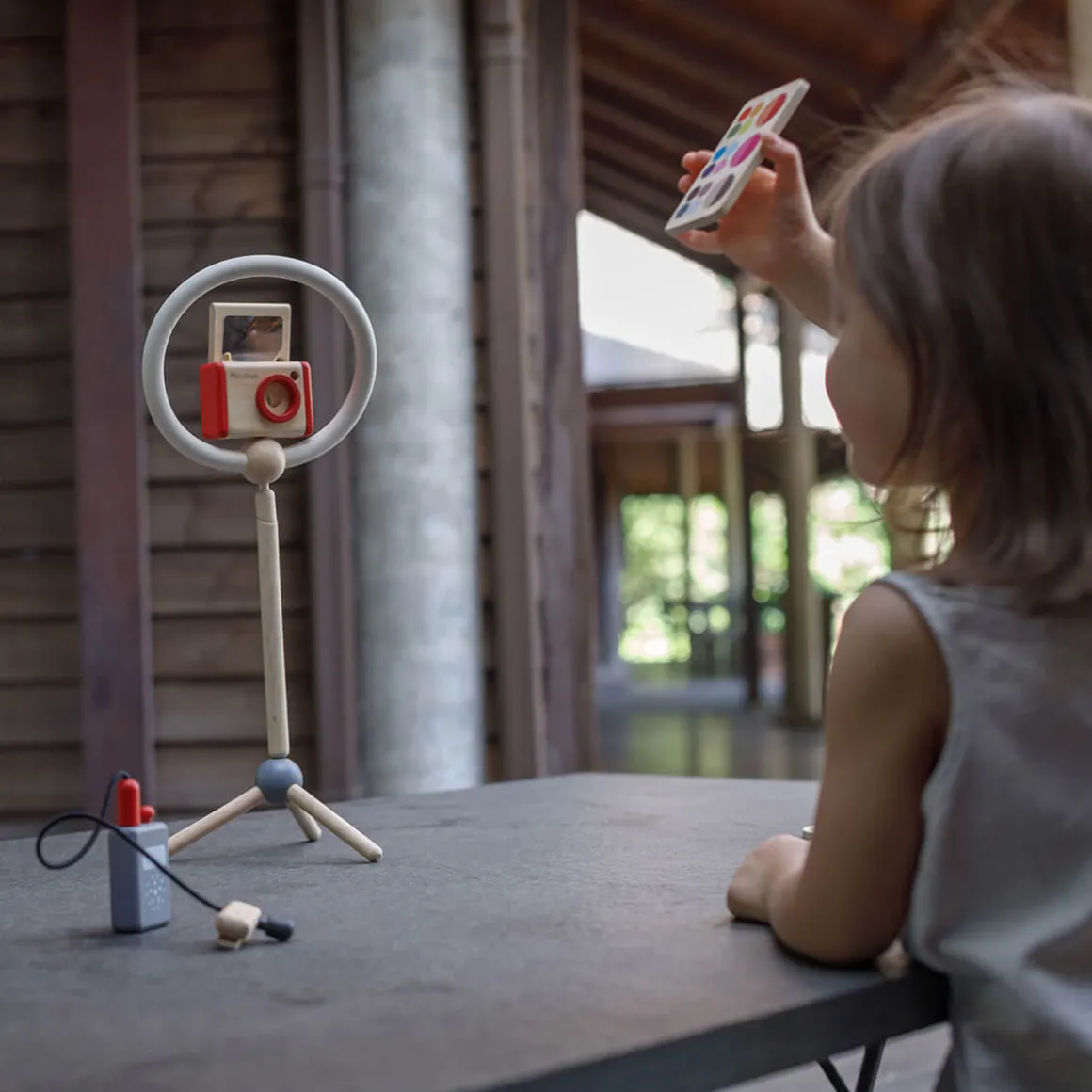Vlogger Kit by PlanToys