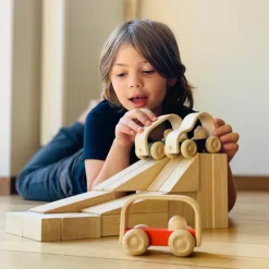 Vroom Car by PlanToys