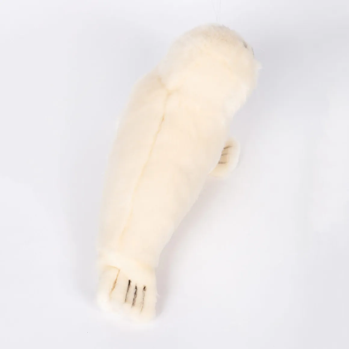 White Seal (28cm) by Hansa